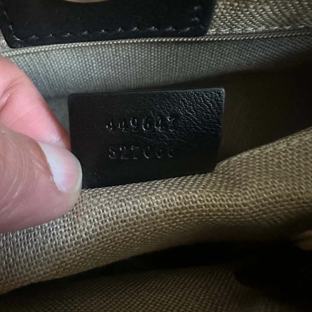 Gucci sleek black